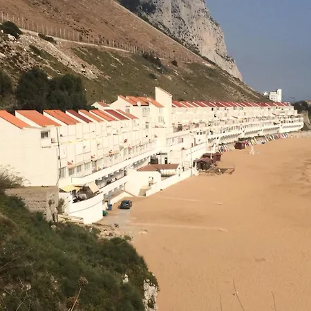 206 Endeavour Both Worlds * Gibraltar